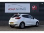 Mazda 2 1.5 e-SkyActiv-G 90 Exclusive-Line - Snowflake White Pearl