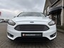 Ford Focus Wagon 1.0 Turbo Titanium Navigatie / Stoelverwarming / All-Seasons