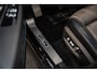 Rolls-Royce Cullinan Black Badge Perlino Leder V12 Koelkast Tiffany Sterrenhemel Black