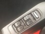 Daihatsu YRV Young RV 1.3-16V XTi(st-bekr,elektr-pakket,hoge instap,bj04,1799,-)