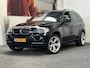 BMW X5 XDRIVE 30I HIGH EXECUTIVE 7 PERSOONS LEDER NAVIGATIE CRUISE CONTROL CLIMATE CONTROL STOELVERWARMING BLUETOOTH TELEFOON AFN. TREKHAAK ZEER MOOI !! 3010