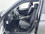 BMW X1 sDrive20i Executive Aut. | Navigatie | Lm-wielen | Parkeersensoren | Cruise control |
