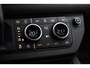 Land Rover Defender D200 X-Dynamic | Elektrisch Panoramadak | Cold Climate Pack | Black Pack |