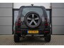 Land Rover Defender D200 X-Dynamic | Elektrisch Panoramadak | Cold Climate Pack | Black Pack |