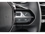 Peugeot 2008 1.2 100PK ALLURE | DRAADLOZE APPLE CARPLAY/ANDROID AUTO | ACHTERUITRIJ CAMERA | PARKEERSENSOREN VOOR EN ACHTER | NAVIGATIE | CLIMATE CONTROL | LICHTMETALEN VELGEN 17" | LED KOPLAMPEN |