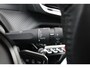 Peugeot 2008 1.2 100PK ALLURE | DRAADLOZE APPLE CARPLAY/ANDROID AUTO | ACHTERUITRIJ CAMERA | PARKEERSENSOREN VOOR EN ACHTER | NAVIGATIE | CLIMATE CONTROL | LICHTMETALEN VELGEN 17" | LED KOPLAMPEN |