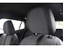 Peugeot 2008 1.2 100PK ALLURE | DRAADLOZE APPLE CARPLAY/ANDROID AUTO | ACHTERUITRIJ CAMERA | PARKEERSENSOREN VOOR EN ACHTER | NAVIGATIE | CLIMATE CONTROL | LICHTMETALEN VELGEN 17" | LED KOPLAMPEN |