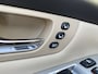 Lexus RX 400h Executive LEXUS DEALER ONDERHOUDEN  Navigatie/Achteruitrijcamera/Schuifdak/Parkeersrensoren/Lederen bekleding/Stoelverwarming/Xenonverlichting/Cruisecontrole/Elektrisch verstelbare stoelen met Memory/A