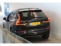Volvo XC60 T6 350PK AWD Ultra Black Edition | Luchtvering | 360º view | HUD | HK Audio | Adapt LED
