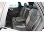 Volvo XC60 T6 350PK AWD Ultra Black Edition | Luchtvering | 360º view | HUD | HK Audio | Adapt LED