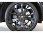 Volvo XC60 T6 350PK AWD Ultra Black Edition | Luchtvering | 360º view | HUD | HK Audio | Adapt LED