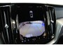 Volvo XC60 T6 350PK AWD Ultra Black Edition | Luchtvering | 360º view | HUD | HK Audio | Adapt LED