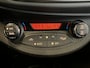 Toyota Yaris 1.3 VVT-i Dynamic automaat Trekhaak navigatie Parkeersensoren achter Camera Cruise Control Airco