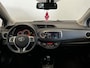 Toyota Yaris 1.3 VVT-i Dynamic automaat Trekhaak navigatie Parkeersensoren achter Camera Cruise Control Airco