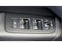 Volvo XC60 2.0 T8 AWD Long Range 335kW/455pk Aut8 Recharge Bright PANORAMADAK + GOOGLE NAVIGATIE&SERVICES + LANE ASSIST + EL.TREKHAAK + SUBWOOFER + CRUISE CONTROL + STOEL&STUURVERWARMING + CAMERA + KEYLESS ENTRY&GO + PARKSENSOREN V&A + 19" LM-VELGEN!!