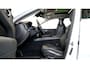 Volvo XC60 2.0 T8 AWD Long Range 335kW/455pk Aut8 Recharge Bright PANORAMADAK + GOOGLE NAVIGATIE&SERVICES + LANE ASSIST + EL.TREKHAAK + SUBWOOFER + CRUISE CONTROL + STOEL&STUURVERWARMING + CAMERA + KEYLESS ENTRY&GO + PARKSENSOREN V&A + 19" LM-VELGEN!!