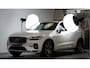 Volvo XC60 2.0 T8 AWD Long Range 335kW/455pk Aut8 Recharge Bright PANORAMADAK + GOOGLE NAVIGATIE&SERVICES + LANE ASSIST + EL.TREKHAAK + SUBWOOFER + CRUISE CONTROL + STOEL&STUURVERWARMING + CAMERA + KEYLESS ENTRY&GO + PARKSENSOREN V&A + 19" LM-VELGEN!!
