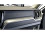 Volvo XC60 2.0 T8 AWD Long Range 335kW/455pk Aut8 Recharge Bright PANORAMADAK + GOOGLE NAVIGATIE&SERVICES + LANE ASSIST + EL.TREKHAAK + SUBWOOFER + CRUISE CONTROL + STOEL&STUURVERWARMING + CAMERA + KEYLESS ENTRY&GO + PARKSENSOREN V&A + 19" LM-VELGEN!!