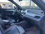 BMW X1 sDrive18i High Executive - navi - stoelverwarming - trekhaak