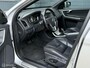 Volvo XC60 2.0 D4 FWD Geartronic-8 Summum Ocean Race /Panoramadak/Xenon/Leder/2xelek.stoel/Camera/Sensus navi/Trekhaak/Volledig Volvodealer onderhouden.