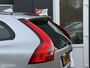Volvo XC60 2.0 D4 FWD Geartronic-8 Summum Ocean Race /Panoramadak/Xenon/Leder/2xelek.stoel/Camera/Sensus navi/Trekhaak/Volledig Volvodealer onderhouden.