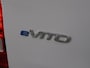 Mercedes-Benz eVito Bestelwagen L2 66 kWh | Navigatie | Achteruitrijcamera | 80 kWh Snelladen | Dodehoekassistent | Lichtmetalen velgen |