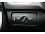 Volvo V40 1.6 T3 Momentum -XENON - TREKHAAK - NAVI - ACHTERUITRIJ CAMERA - STOELVERWARMING - CRUISE CONTROL