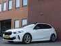 BMW 1-Serie 118i High Executive / M-Sport / Panodak / Sfeer