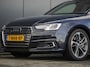 Audi A4 Avant 2.0 TFSI MHEV quattro Sport S line black edition 3x S-line