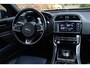 Jaguar XE 2.0 Portfolio Aut.| R-Sport | Panorama | Stoelverwarming | Nette staat | Elek. Kofferklep | Dealeronderhouden | NL. Auto