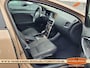 Volvo V40 Cross Country 1.6 T4 Momentum Aut., camera, clima, cruise