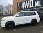 Toyota Land Cruiser V8 4.5V8 D-4D AUT 5 P/ EXE YOUNGTIMER ! LEDER-NIVI-CLIMA -SCHUIFDAK- FULL OPTIONS - € 32.900 MARGE /INCL Auto in zeer goede staat -DEALER onderhouden - prachtige dark green look leder met hout inleg . SPECIAL EDITION - FISCAAL VOORDELIGE YOUNGTIMER  BIJTELLING VRIENDELIJK EN MARGE AUTO