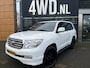 Toyota Land Cruiser V8 4.5V8 D-4D AUT 5 P/ EXE YOUNGTIMER ! LEDER-NIVI-CLIMA -SCHUIFDAK- FULL OPTIONS - € 32.900 MARGE /INCL Auto in zeer goede staat -DEALER onderhouden - prachtige dark green look leder met hout inleg . SPECIAL EDITION - FISCAAL VOORDELIGE YOUNGTIMER  BIJTELLING VRIENDELIJK EN MARGE AUTO