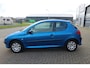 Peugeot 206 1.4 One-line NIEUWE D RIEM