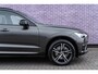 Volvo XC60 T6 Recharge AWD R-Design | Trekhaak | Stoel-/stuur-/achterbankverwarming | Harman Kardon audio | Camera | Verwarmbare voorruit