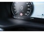 Volvo XC60 T6 Recharge AWD R-Design | Trekhaak | Stoel-/stuur-/achterbankverwarming | Harman Kardon audio | Camera | Verwarmbare voorruit