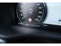 Volvo XC60 T6 Recharge AWD R-Design | Trekhaak | Stoel-/stuur-/achterbankverwarming | Harman Kardon audio | Camera | Verwarmbare voorruit