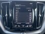 Volvo XC60 2.0 T8 Twin Engine 392 pk AWD R-Design Navigatie Panoramadak Luchtvering Camera Head Up Display Leder Dashboard Carplay Elek. Stoel 19 Inch Velgen Stoelverwarming Standkachel Extra Getint Glas On Call 1e Eigenaar Plug In Hybride 1e Eigenaar BTW auto