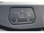 Volkswagen ID.3 Black Edition 52 kWh 170PK / 125kW Apple Carplay & Android Auto, verwarmbare voorstoelen, LED koplampen, navigatie (Discover Pro), comfortstoelen, DAB+, draadloos telefoon laden, rijstrookbehoud assistent (Lane Assist), extra getint glas achter, verkeerstekenherkenning, adaptive cruise control (ACC), 19'' LMV 'Bergen'