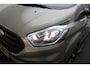 Ford Transit Custom 320 2.0 TDCI L2H1 Limited DC Dubbel Cabine 2020 1e eigenaar | Navigatie | Carplay | Cruise control | Airco | Trekhaak | Bluetooth | PDC | Lichtmetaal | Voorruitverwarming | Stoelverwarming |