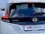 Nissan Leaf e+ Tekna 59 kWh Automaat / Accu SoH 100% / Pro Pilot Adaptieve CC / Dode hoek detectie / Navigatie / Camera 360° / Leer / Apple Carplay Android / Stuur-, stoel- en achterbankverwarming /