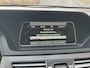 Mercedes-Benz E-klasse 300d Avantgarde Automaat 231pk | LED lampen adaptief | Half-Leer/stof | Parkeersensoren voor en achter | Grootlichtassitent | Navigatiesysteem | Cruise control tempomat | Climate control
