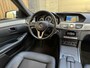 Mercedes-Benz E-klasse 300d Avantgarde Automaat 231pk | LED lampen adaptief | Half-Leer/stof | Parkeersensoren voor en achter | Grootlichtassitent | Navigatiesysteem | Cruise control tempomat | Climate control