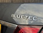 Mercedes-Benz E-klasse 300d Avantgarde Automaat 231pk | LED lampen adaptief | Half-Leer/stof | Parkeersensoren voor en achter | Grootlichtassitent | Navigatiesysteem | Cruise control tempomat | Climate control