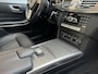 Mercedes-Benz E-klasse 300d Avantgarde Automaat 231pk | LED lampen adaptief | Half-Leer/stof | Parkeersensoren voor en achter | Grootlichtassitent | Navigatiesysteem | Cruise control tempomat | Climate control