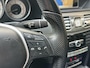 Mercedes-Benz E-klasse 300d Avantgarde Automaat 231pk | LED lampen adaptief | Half-Leer/stof | Parkeersensoren voor en achter | Grootlichtassitent | Navigatiesysteem | Cruise control tempomat | Climate control