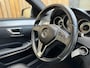 Mercedes-Benz E-klasse 300d Avantgarde Automaat 231pk | LED lampen adaptief | Half-Leer/stof | Parkeersensoren voor en achter | Grootlichtassitent | Navigatiesysteem | Cruise control tempomat | Climate control