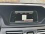 Mercedes-Benz E-klasse 300d Avantgarde Automaat 231pk | LED lampen adaptief | Half-Leer/stof | Parkeersensoren voor en achter | Grootlichtassitent | Navigatiesysteem | Cruise control tempomat | Climate control