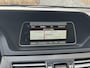 Mercedes-Benz E-klasse 300d Avantgarde Automaat 231pk | LED lampen adaptief | Half-Leer/stof | Parkeersensoren voor en achter | Grootlichtassitent | Navigatiesysteem | Cruise control tempomat | Climate control