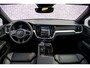 Volvo V60 2.0 T6 Plug-in hybrid AWD Plus Dark | Panoramadak | 19" | Getint glas | harman/kardon | Verwarmde voorruit | Exterior Styling | Black Pack